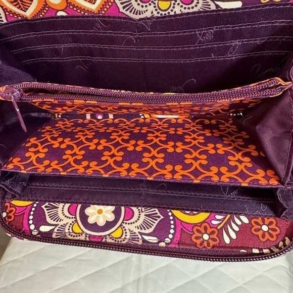 Vera Bradley Womens Wallet Wristlet Purse Floral Flowers Turn Lock Zip Around S - Picture 9 of 11
